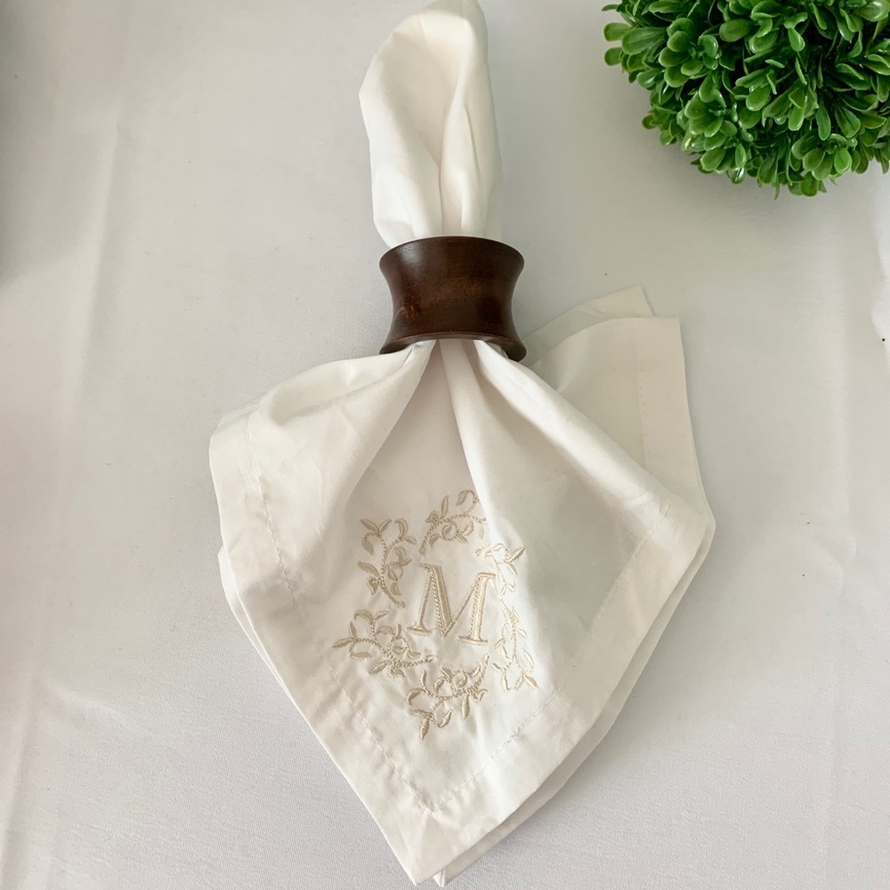 Pier1 Imports Concave Wood Napkin Rings (6)
